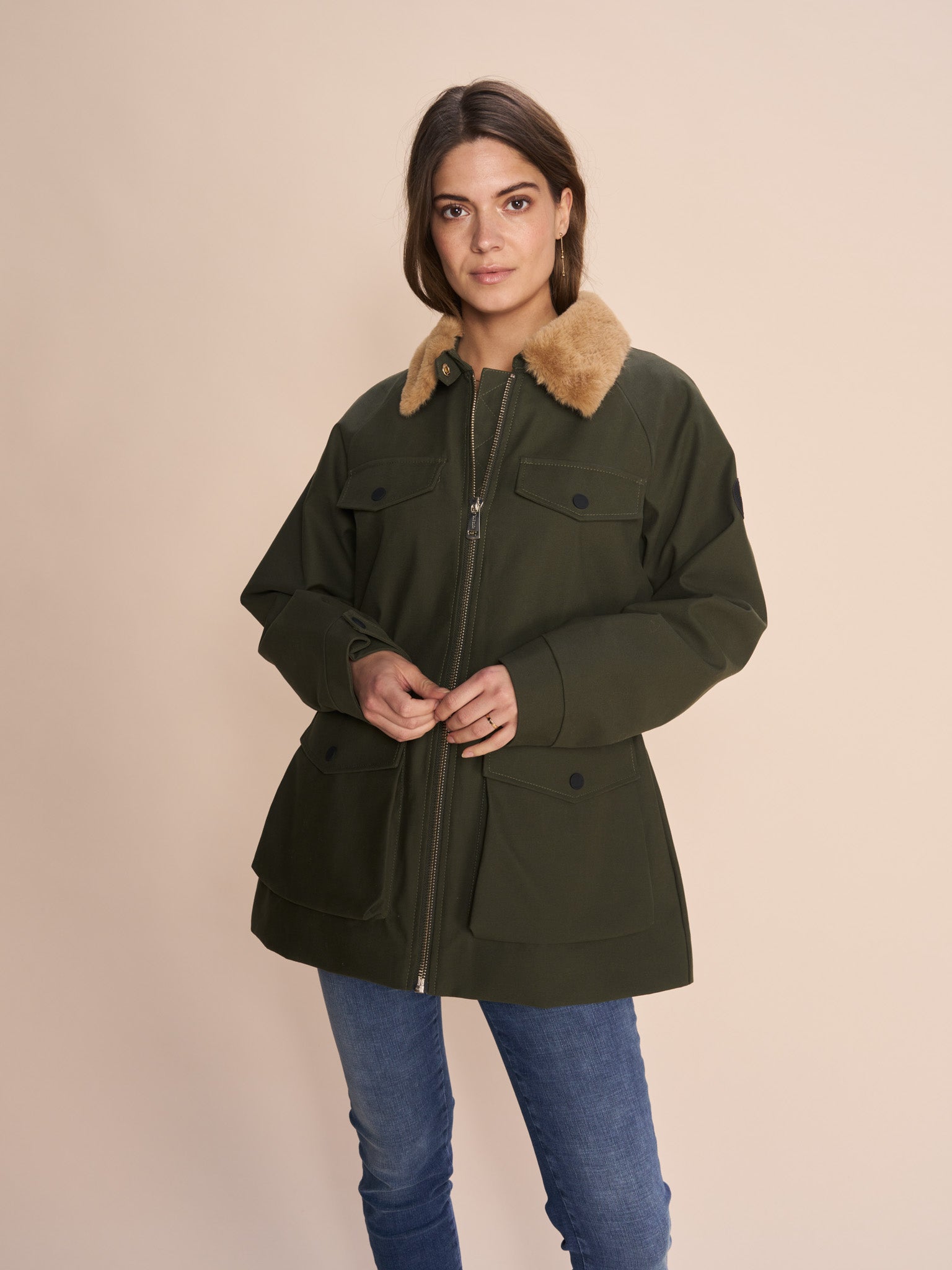 Modelshot / Forest Night / Detail